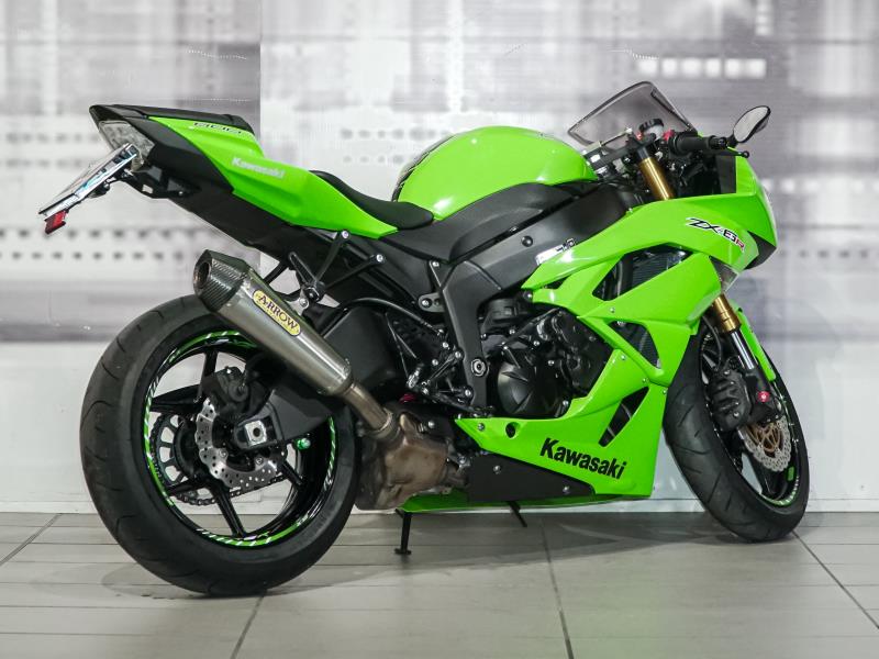 Kawasaki Zx R Colore Lime Green Usato In Vendita