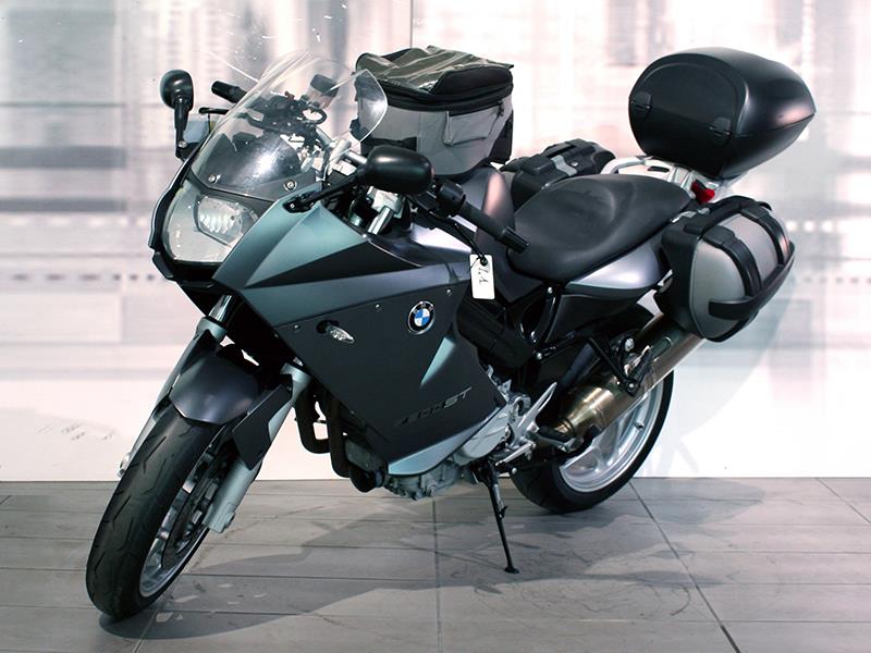 Bmw F 800 ST colore grigio usato in vendita