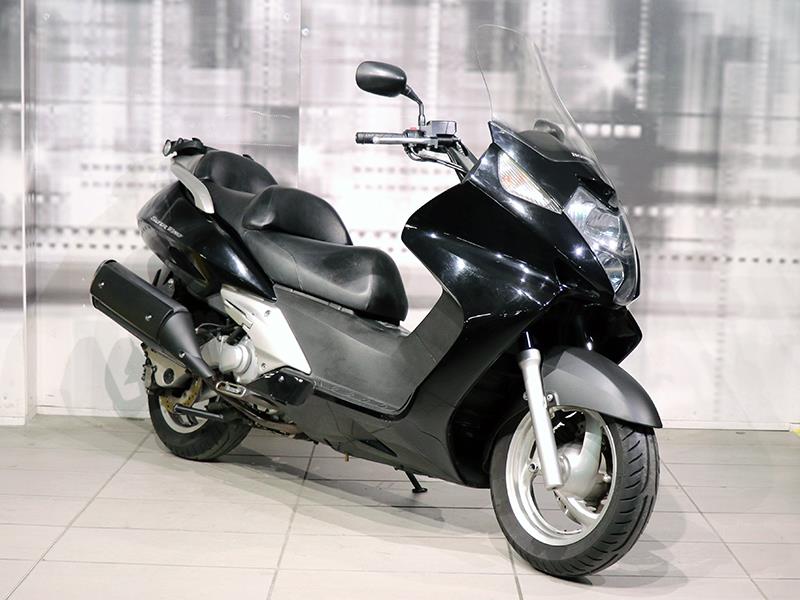 Honda silver wing 600